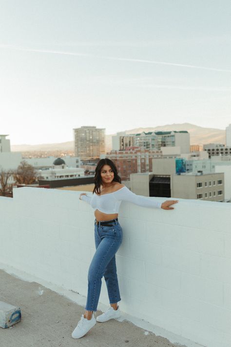 Rooftop Portrait Photography, Parking Garage Photoshoot With Car, Rooftop Garage Photoshoot, Rooftop Reference, Jeans Couple Photoshoot, Top Of Parking Garage Photoshoot, Rooftop Poses, Garage Photoshoot Ideas, Parking Photoshoot