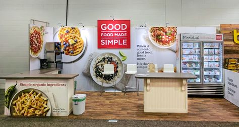 Inline food booth for Good Food Made Simple at the NPEW show. This exhibit, created by Condit, features a fabric back wall, wood texture vinyl flooring and custom serving counters. Food Trade Show Booth Ideas, Food Expo Booth, Food Expo Booth Design, Food Exhibition Booth Design, Food Exhibition Design, Food Booth Design, Wall Wood Texture, Tradeshow Booth Backdrop, Booth Design Food