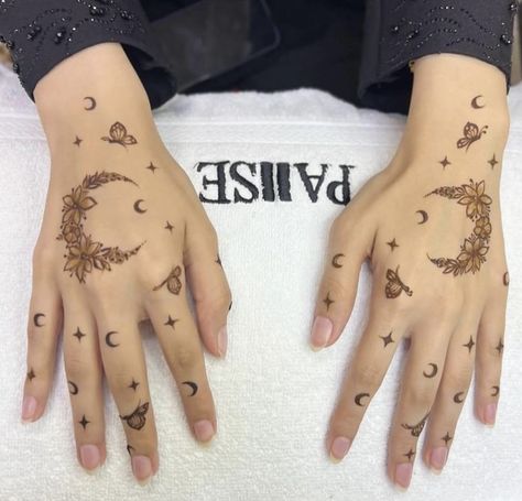 Henna Eid, Henna Mehndi Designs, Hand Mehendi, Simple Mehendi, Eid Mehndi, Simple Mehendi Designs, Cute Henna, Heena Design, Designs Mehndi