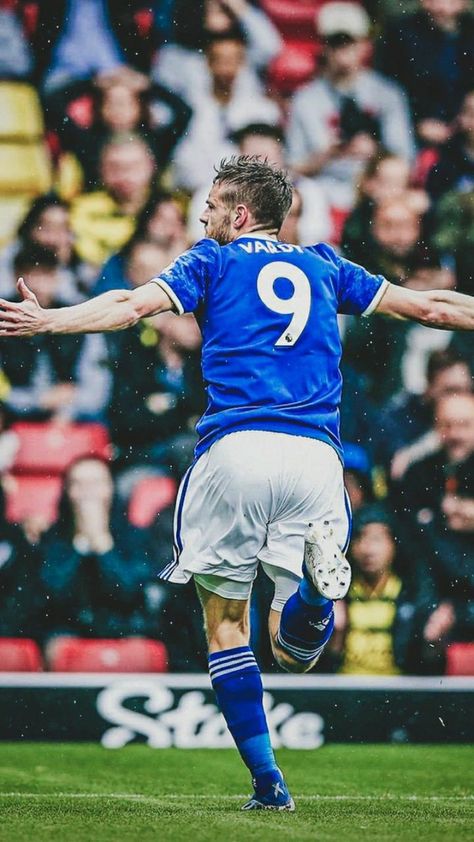 Credit to sehqphotos Jamie Vardy Wallpaper, Retro Ball, Wallpaper 2016, Jamie Vardy, English Football, Sports Jersey, Football, Sports, Quick Saves