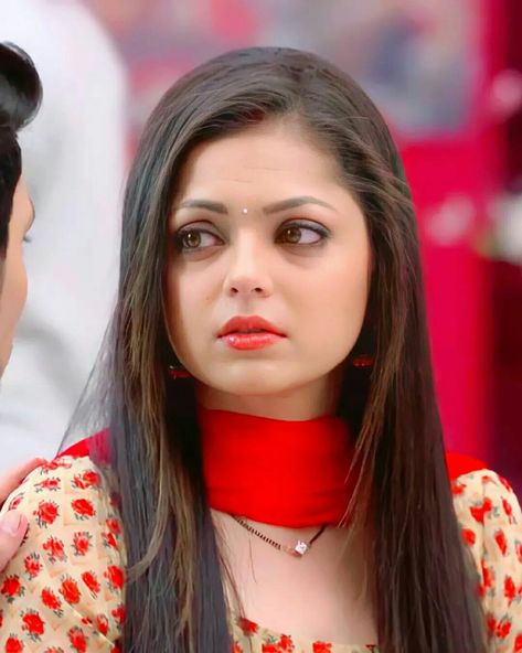 Shrenu Parikh, Drashti Dhami, Serial Actress, Actor Picture, Beautiful Words Of Love, Face Images, Girly Photography, Beautiful Bride, Sweet 16