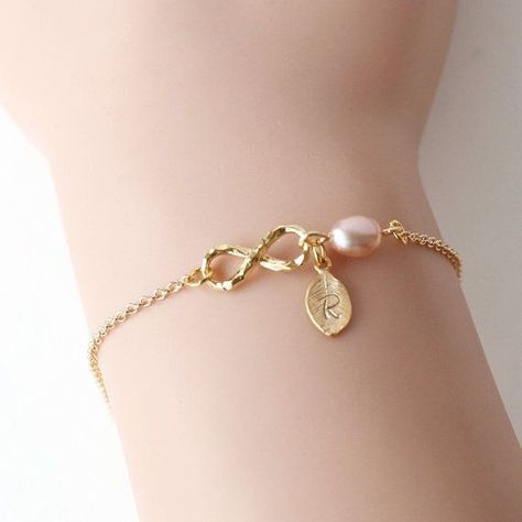 Gold Bracelet Ideas For Women, Pearls Bracelet Diy, Best Friend Bracelets For 3, Women Bracelets Gold, Gold Bracelet Indian, Gold Bridesmaid Bracelet, Bracelet Best Friends, Cincin Diy, Gold Infinity Bracelet