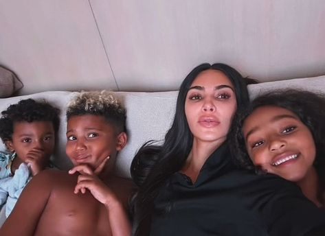 Kim K Instagram, Psalm West, Angelina Jolie Divorce, Shopping In Nyc, Kimberly Williams, Long Jean Shorts, Kim And Kanye, Kardashian Kids, Funny Reaction