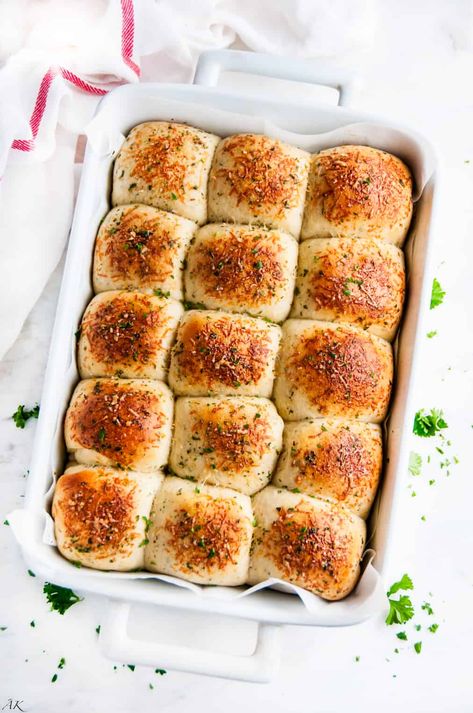 Herbed Garlic Parmesan Dinner Rolls - Aberdeen's Kitchen Herb Dinner Rolls, Herb Rolls, Parmesan Dinner, Cheese Rolling, Garlic Parmesan, Pizza Bread, Dinner Rolls, Parmesan, Garlic