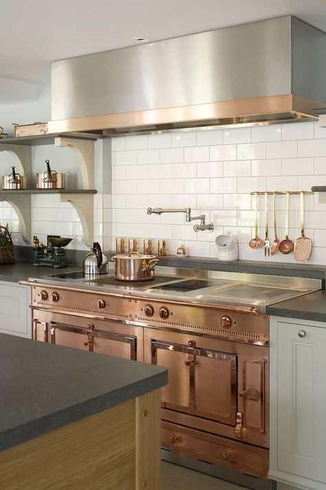 Custom copper and stainless steel La Cornue range in the bespoke kitchen Copper Kitchen Accents, Copper Kitchen Decor, Gorgeous Kitchens, Copper Kitchen, Kitchen Accents, Counter Tops, Luxury Kitchen, Beautiful Kitchens, Kitchen Styling