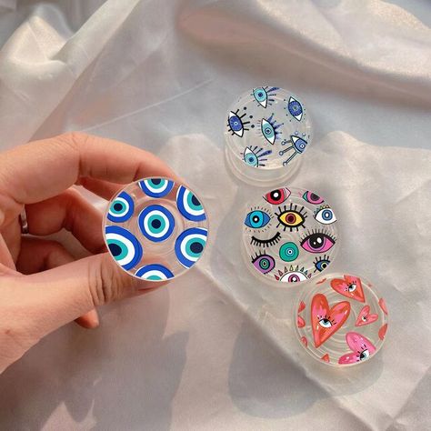 Evil Eye Popsocket, Phone Grips Diy, Evil Eye Stuff, Popsockets Diy Paint, Evil Eye Phone Case, Phone Case Iphone 13 Pro, Eye Abstract, Artsy Phone Cases, Mirror Keychain