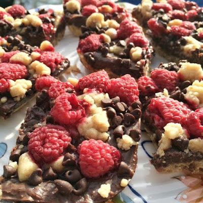 Raspberry Pie Bars, Chocolate Raspberry Pie, Christmas Dinner Desserts, The Five Love Languages, Dark Chocolate Raspberry, Chocolate Labels, Raspberry Pie, Gary Chapman, Five Love Languages