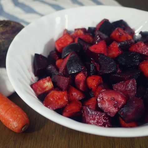 Candies Yams, Aip Veggies, Oven Fried Pork Chops, Roasted Beets And Carrots, Candied Yams Recipe, Paleo Thanksgiving, Candied Yams, Yams Recipe, Candy Yams