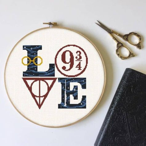 20 Wickedly Magical Harry Potter Cross Stitch Patterns – Stitching Jules Harry Potter Cross Stitch Patterns, Harry Potter Cross Stitch, Harry Potter Cross Stitch Pattern, Cross Stitch Harry Potter, Counted Cross Stitch Patterns Free, Moon Cross Stitch, Easy Cross Stitch Patterns, Stitch Gift, Cross Stitch Bookmarks