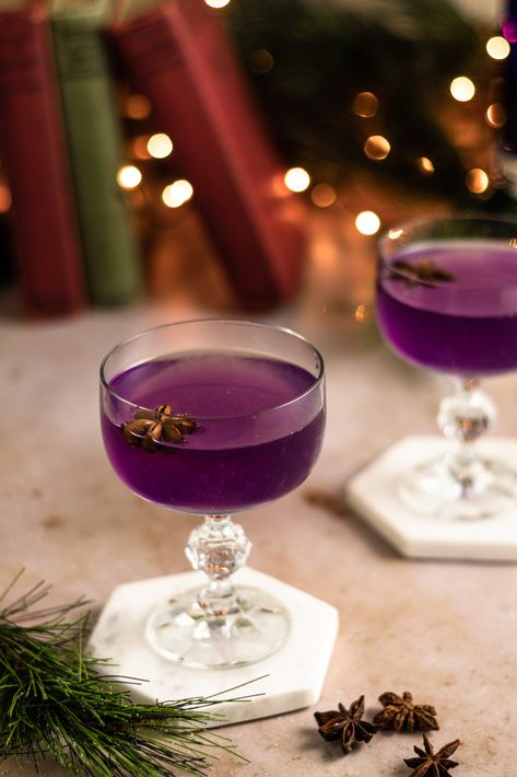 Purple Gin Cocktail, Purple Gin, Colourful Cocktails, Boozy Recipes, Empress Gin, Empress 1908 Gin, Easy Gin Cocktails, Colorful Recipes, Elderflower Cocktail