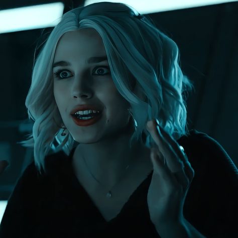 Rachel Roth Icons, Titans Season 4, Teagan Croft, Rachel Roth, Titans Tv Series, White Raven, Healing Journaling, Dc Cosplay, Raven Teen Titans