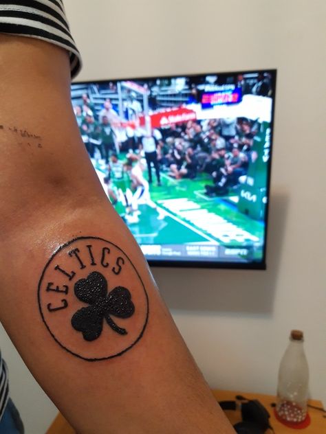 Celtics tattoo Celtics Logo, Boston Celtics Tattoo, Boston Celtics Tattoo Ideas, Boston Celtics Logo Wallpapers, Boston Celtics Aesthetic, Lucky The Leprechaun, Celtics Basketball, Boston Celtics Basketball, Basketball Theme