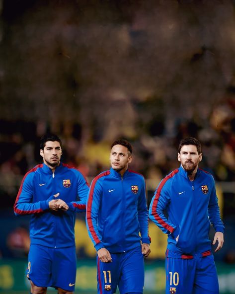 Messi X Neymar, Messi Pic, Athletic Posters, Barcelona Photos, Arsenal Fc Wallpapers, Football Skills, Lionel Messi Wallpapers, Messi And Neymar, England Football Team