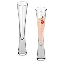 Best Wine Glasses, Bar Remodel, Champagne Accessories, Expensive Champagne, Plastic Champagne Glasses, Wine Decanters, Fun Wine Glasses, Wedding Champagne Glasses, Flute Glasses