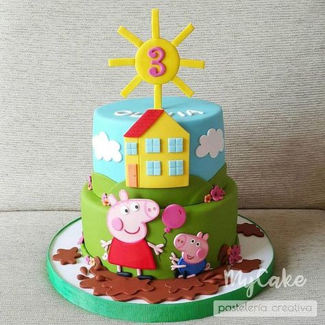 Tortas Peppa Pig, Pig Decorations, Bolo Da Peppa Pig, Peppa Pig Birthday Decorations, Peppa Pig Birthday Party Decorations, Peppa Pig Decorations, Greta Gris, 4de Verjaardag, Peppa Pig Birthday Cake