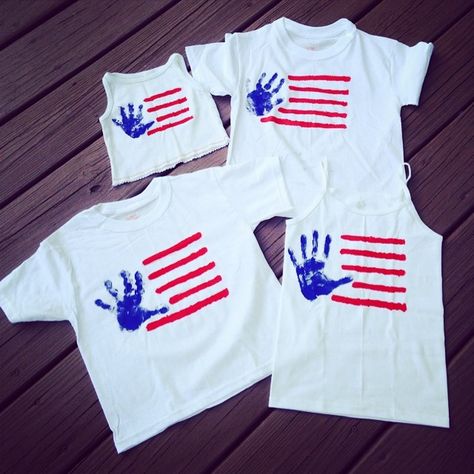 Fouth Of July Crafts, Fourth Of July Crafts For Kids, Ty Dye, Patriotic Crafts, Fourth Of July Shirts, Strip Steak, Patriotic Party, 4th Of July Decorations, July Crafts