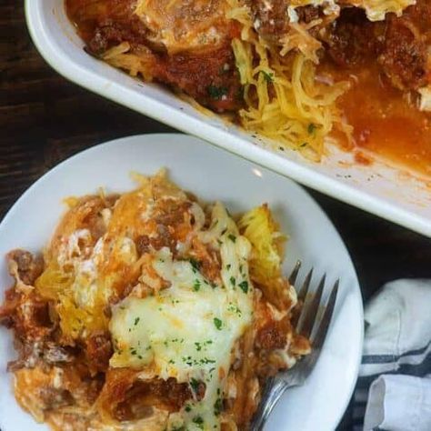 Million Dollar Spaghetti Squash Casserole - That Low Carb Life Million Dollar Spaghetti Squash, Millionaire Spaghetti, Keto Beverages, Thm Dinner, Carb Dishes, Million Dollar Spaghetti, Low Carb Meats, Fall Meals, Spaghetti Squash Casserole