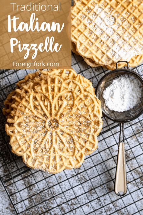 Pizzelle Recipes, Pizelle Recipe, Italian Christmas Cookie Recipes, Pizzelle Cookies, Pizzelle Recipe, Cookie Crumble, Italian Christmas Cookies, Waffle Cookies, Shaped Cookies