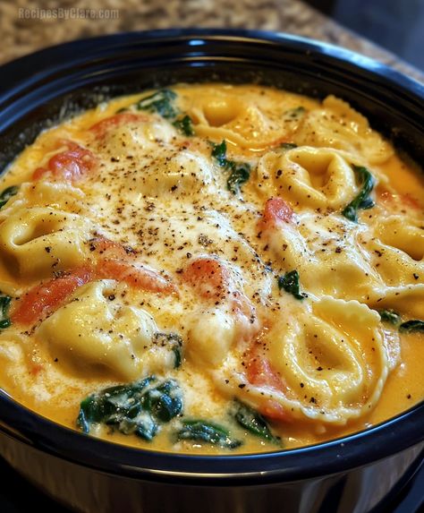 Crockpot Tortellini Spinach Cream Cheese, Sausage Tortellini Crockpot, Cheese Tortellini Recipes Crockpot, Crockpot Creamy Tortellini, Tortellini Crockpot, Crock Pot Tortellini, Cheese Tortellini Recipes, Creamy Tortellini, Cajun Shrimp Pasta