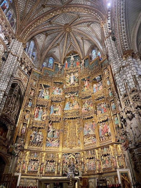 Toledo Cathedral, Spain Architecture, Spanish Towns, Toledo Spain, Spain Travel Guide, Living In Europe, European Summer, Travel Goals, Spain Travel