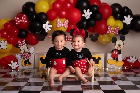 Twins 2nd Birthday Photoshoot, Mickey And Minnie Smash Cakes, Mickey And Mini Mouse, Smash Cake First Birthday, Oh Toodles, Mickey And Minnie Cake, Cake First Birthday, 2nd Birthday Photos, Mickey 1st Birthdays