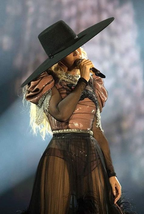 Southern Gothic Fashion, Beyonce Formation Tour, Formation Tour, Beyonce Pictures, The Formation World Tour, Formation World Tour, Beyonce Formation, Trinidad James, Beyonce Outfits