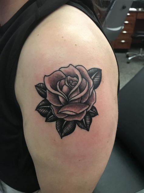 Traditional Black and Grey Rose tattoo Black And Gray Rose Tattoo, Rose Tattoo Black And Grey, Gray Rose Tattoo, Grey Rose Tattoo, Rose Tattoo Black, Black And Grey Rose Tattoo, Tato Tradisional, Colored Tattoo, Colored Tattoo Design