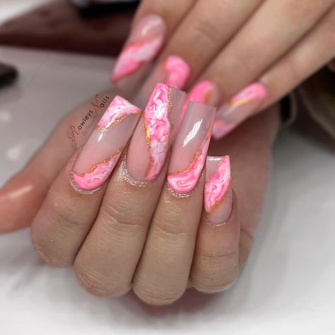 Marble Pink And White Nails, Pink Marble French Tip, Nails Mountain, Nail Designs Hot Pink, Pink Marble Nails, Marble Acrylic Nails, Purple Ombre Nails, Nails Rose, Opal Nails