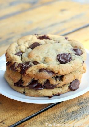 The New York Times Chocolate Chip Cookie Recipe Chocolate Chip Cookie Recipe, Best Chocolate Chip Cookie, Chip Cookie Recipe, Bread Flour, Chocolate Chip Cookie, Cookies Recipes Chocolate Chip, Cookie Desserts, Cookie Monster, Yummy Cookies