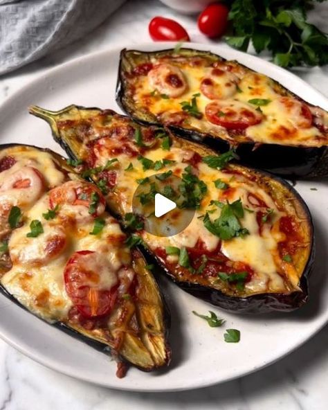 Eggplant Pizza, Cook Vegetarian, Eggplant Pizzas, Plant Based Cookbook, Weekend Cooking, Tomato And Cheese, Baking Tray, The Flesh, Vegan Cheese