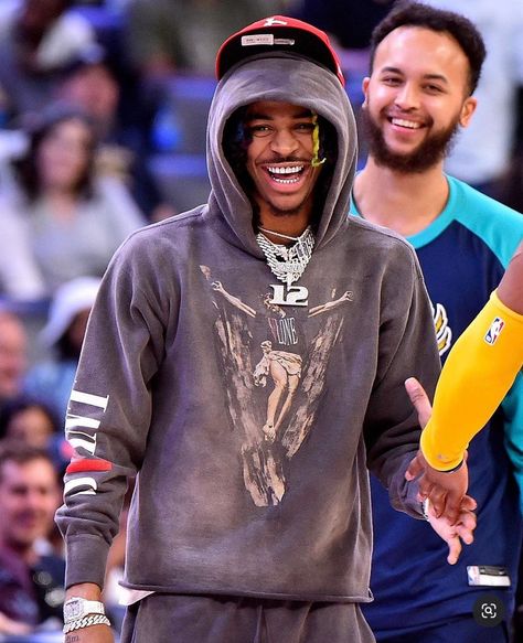 Ja Morant Smiling, Ja Morant Boyfriend Material, Ja Morant Hair, Ja Morant Pfp, Ja Morant Wallpaper Iphone, Basketball Boyfriend, Ja Morant Style, Basketball Players Nba, Nba Fashion