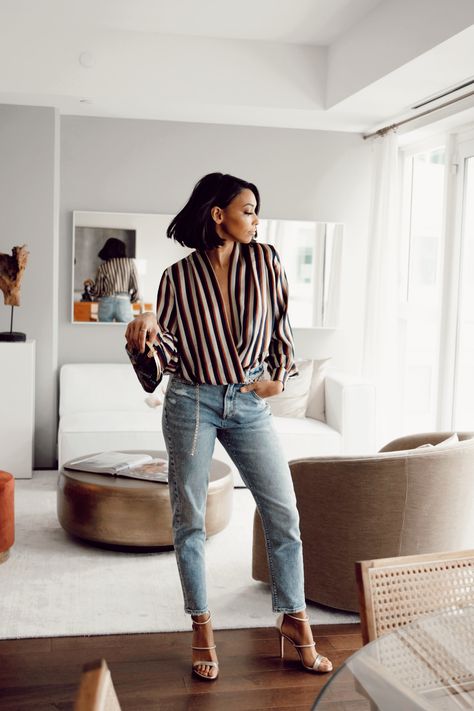 How To Glam Up Your Jeans With These 3 Easy Tips | Love Fashion & Friends Dressy Tops With Jeans, Tops With Jeans, Gold Strappy Sandals, Dressy Shoes, Fashion Friends, Holiday Outfit, Party Style, Friends Fashion, Dressy Tops