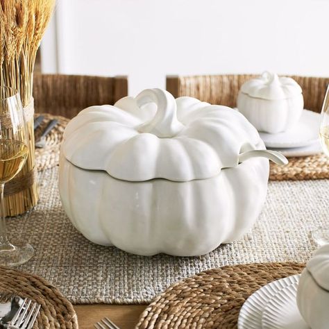 Ree's New Pumpkin-Shaped Cookware Is Here Early for Fall Pottery Barn Thanksgiving, Decorating Halloween, Decorate Home, Boho Halloween, Fall Kitchen Decor, Faux Pumpkins, Halloween Decorating, Fall Kitchen, House Decorations