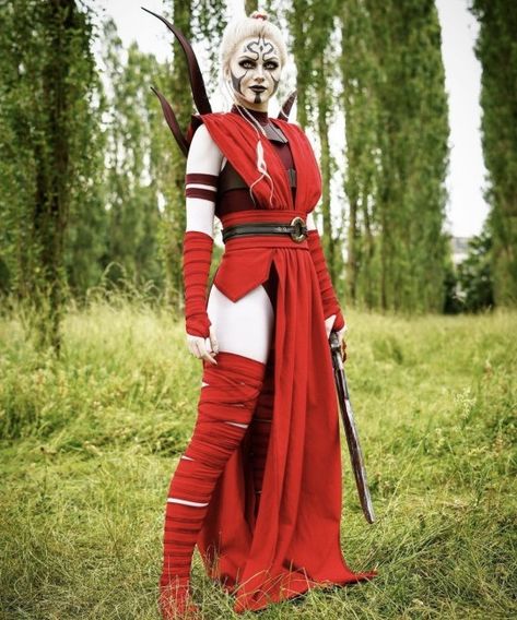 Star Wars Cosplay Women, Star Wars Sith Female, Sith Makeup, Sith Costume, Sith Cosplay, Jedi Cosplay, Star Wars Style, Ren Fair, Dark Side Star Wars