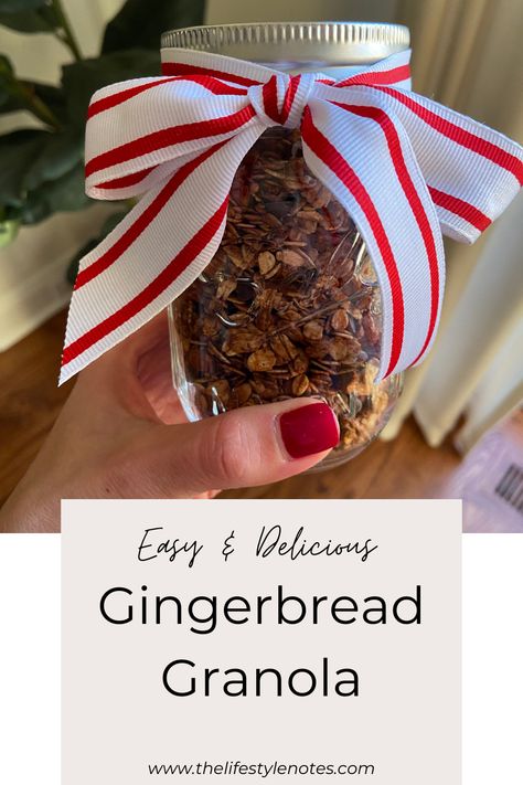 An easy and delicious gingerbread granola recipe that you'll want to make all season long! Gingerbread Granola Recipe, Granola Gift, Gingerbread Granola, Easy Granola Recipe, How To Make Gingerbread, Easy Granola, Granola Recipe Homemade, Holiday Party Foods, Kitchen Smells