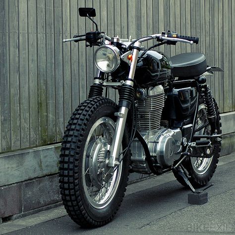 Thumper Motorcycle, Motor Klasik, Moto Scrambler, Street Scrambler, Moto Cafe, Bike Exif, Scrambler Motorcycle, Suzuki Motorcycle, Garage Cafe