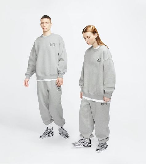 Nike Stussy Outfit, Nike Stussy, Nike Snkrs, Oversized Sweater Women, Boys Fits, Fashion Aesthetics, Dope Fashion, Sports Training, Latest Sneakers