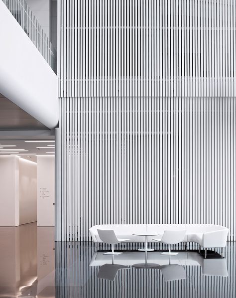 maike4 Office Lobby, Norman Foster, Lobby Interior, Lobby Design, Vertical Lines, Interior Design Magazine, Design Office, Zaha Hadid, Timber Flooring