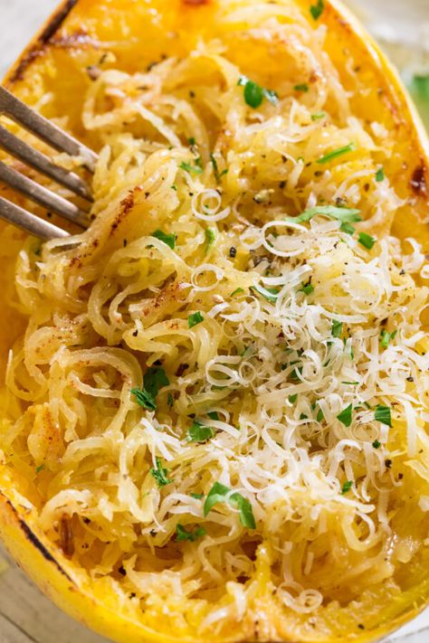 Savory Spaghetti Squash, Brown Butter Spaghetti Squash, Spaghetti Squash And Salmon, Thanksgiving Spaghetti Squash, Fall Spaghetti Squash Recipes, Roasted Spaghetti Squash Recipes, Spaghetti Squash Side Dish, Recipes For Spaghetti, Best Spaghetti Squash