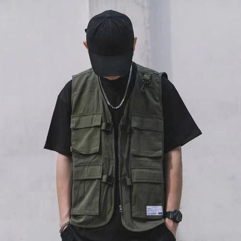 Jersey Jacket Outfit, Jersey Jacket, Classic Jacket, Japan Style, Stylish Mens Outfits, Cargo Jeans, Mens Green, Jersey Design, Mens Casual Outfits