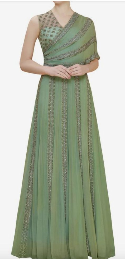 Plain Gown Designs Western, Lengha Design, Pakistan Bride, Drape Gown, Latest Designer Dresses, Gown Party Wear, Drape Gowns, Long Gown Dress, Indian Gowns Dresses