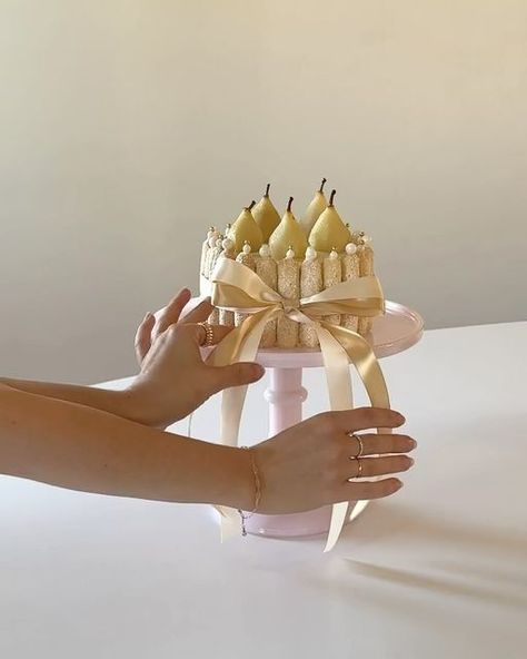 Paris Starn on Instagram: "poached pear charlotte, inspired by @mejuri charlotte ring + pearls. #mejuripartner" Pear Charlotte, Charlotte Dessert, Charlotte Cake, Dessert Art, Poached Pears, Food Fashion, Pearl Ring, Food Styling, Food Art