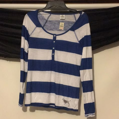 Pink Victoria’s Secret Blue And White Striped Henley Long Sleeve Shirt. Brand New With Tags Attached. Never Been Used. Size Medium. From A Smoke Free And Pet Free Home. Weird Kid, Henley Long Sleeve, 2000s Style, Sublimation Ideas, 2000s Fashion Outfits, Dream Style, Henley Shirt, 2000s Fashion, Henley Shirts