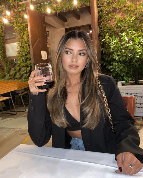 me right before he catches this attitude🍷 Cool Toned Balayage Brunette, Honey Brown Hair, Brown Hair Looks, Brown Hair Inspo, Bronde Hair, Brunette Hair With Highlights, Birthday Hair, Hair Color Auburn, Brunette Balayage Hair