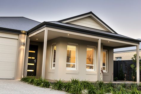 Rendered House Exterior Colour Schemes, Brown Exterior House Colors, Modern Hamptons House, Exterior House Paint Color Schemes, Rendered House, House Facades Australia, Brick Colour, Hamptons House Exterior, Rendered Houses