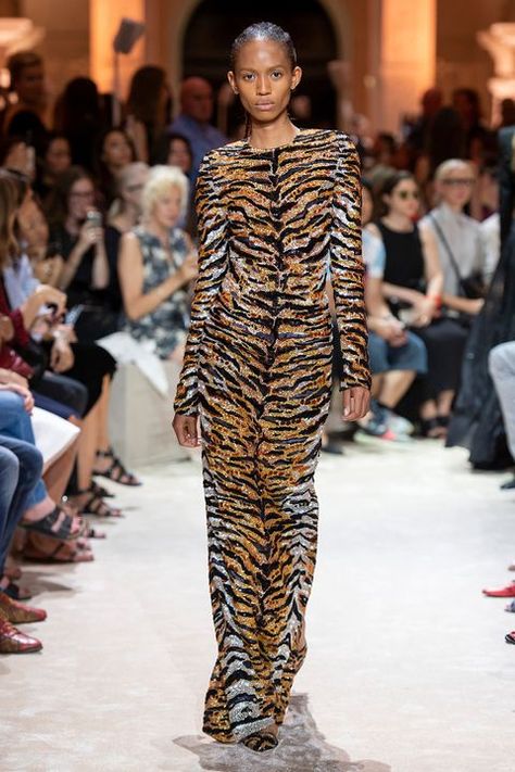 Alexandre Vauthier couture show Print Fashion Runway, Paris Couture Week, Paris Couture, Baby Couture, Animal Print Dress, Animal Print Fashion, Alexandre Vauthier, Runway Dresses, Fashion Runway