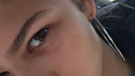 Zendaya on Twitter: "Thanks to the brow goddess herself @KelleyBakerBrow my eyebrows ain't filled or anything...natural fleekness boo  http://t.co/Esiudghq7y" Zendaya Nails, Zendaya Eyebrows, Eyebrows Goals, Brow Lash, Natural Eyebrows, Perfect Eyebrows, Aesthetic Look, Eyebrow Shaping, I Love Girls