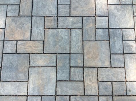 Our most popular color choice: Toffee Onyx Lite. Kimble & Sons used the Cambridge 3pc Ledgestones to create an amazing driveway. Amazing Driveways, Cambridge Driftwood Pavers, Cambridge Bluestone Blend, 24x24 Paver Walkway, Backyard Revamp, Walkway Pavers, Everblue Pavers, Farmhouse Wall Decor Living Room, Pavers Patio