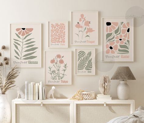 Canvas Artwork Painting, Pink Dorm, Floral Wall Art Prints, Aesthetic Bedroom Decor, Pink Wall Decor, Pink Room Decor, Sage Green Walls, Flower Market Poster, Bohemian Wall Art