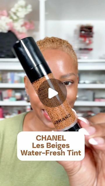 Tonia Ranco on Instagram: "Embrace aging gracefully with Chanel Les Beiges Water Fresh Tint! A ground-breaking skincare product that will transform your mature skin. This lightweight, hydrating tint blends effortlessly into the skin, providing a sheer, natural-looking finish. It’s packed with micro-droplet pigments that evens out skin tone and reduces the appearance of age spots, fine lines, and wrinkles. PLUS, it’s enriched with a Natural Origin Hyaluronic Acid derivative, providing hydration and comfort all day long. So, why not let your skin feel fresh and youthful with this luxurious tint? It’s never too late to start your journey towards beautiful skin. #Chanel @chanelofficial  #AgeGracefully #brownskingirl #ChanelLesBeiges #chanelmakeup #over50makeup #luxurymakeup #makeupover50 #matu Chanel Skin Tint, Chanel Les Beiges Water Fresh Tint, Embrace Aging, Chanel Skincare, Makeup Over 50, Chanel Les Beiges, Never Too Late To Start, Beauty Corner, Ground Breaking